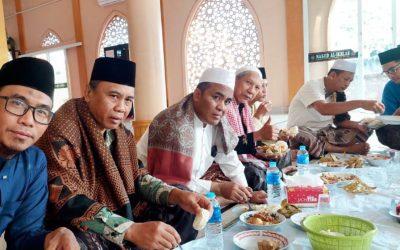 LEBARAN TOPAT : MENGUKUHKAN UKHUWAH DAN TRADISI DALAM PERAYAAN LEBARAN TOPAT DI PULAU LOMBOK