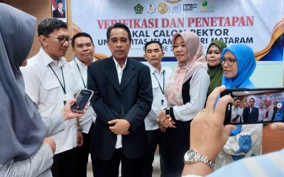 MENUJU KURSI REKTOR UIN MATARAM : PANITIA SERAHKAN DOKUMEN HASIL PENJARINGAN HARI INI