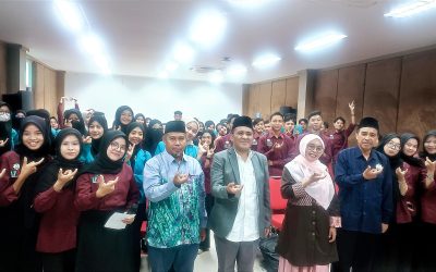 REKTOR LEPAS 50 MAHASISWA PESERTA KKP NUSANTARA: “JADIKAN INI GOLDEN TIME MENYERAP ILMU DAN PENGALAMAN”
