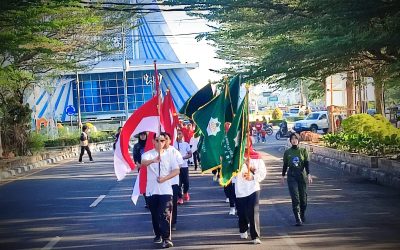 PASUKAN KHUSUS HUMAS PROTOKOL AWALI KIRAB MERAH PUTIH ; 600 METER BARISAN MERAH PUTIH HIASI JALAN GAJAH MADA