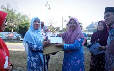 DWP UIN MATARAM MERIAHKAN HUT RI KE-80 DENGAN SEMARAK HADIAH KEBERSAMAAN