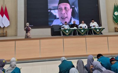 DIRJEN PENDIS DAN DIREKTUR PTKI RANGKUL RIBUAN MAHASISWA BARU UIN MATARAM DENGAN PESAN INSPIRATIF