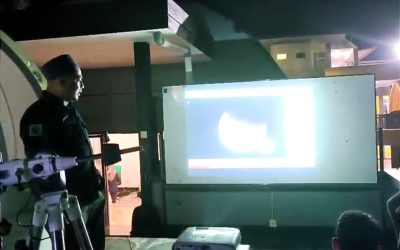 PROGRAM STUDI ILMU FALAK MELAKSANAKAN PENGAMATAN GERHANA BULAN TOTAL BERSAMA