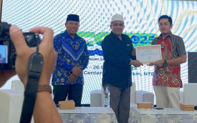 KOLABORASI KAMPUS DAN INDUSTRI JADI KUNCI: REKTOR UIN MATARAM TUTUP INDONESIA EKONOMI SYARIAH DAN EXPO 2025 DI BALLROOM ISLAMIC CENTER