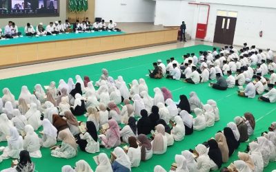 MENJEMPUT TAHUN BARU DENGAN KALAM ILAHI : UIN MATARAM GAUNGKAN GERAKAN NASIONAL KHATAMAN AL-QUR’AN