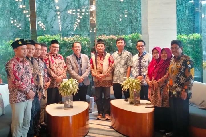 KEPALA PUSAT BAHASA UIN MATARAM MENGIKUTI KEGIATAN SILATURAHMI DENGAN DIREKTUR DIKTIS DAN FOCUS GROUP DISCUSSION (FGD) PENYUSUNAN PROGRAM PRIORITAS KPB 2026-2030