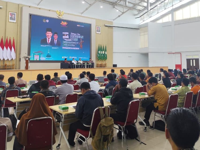 PERKUAT SINERGI SEKOLAH DAN KAMPUS : PANITIA LOKAL PMB UIN MATARAM GELAR BIMTEK PDSS UNTUK 500 OPERATOR