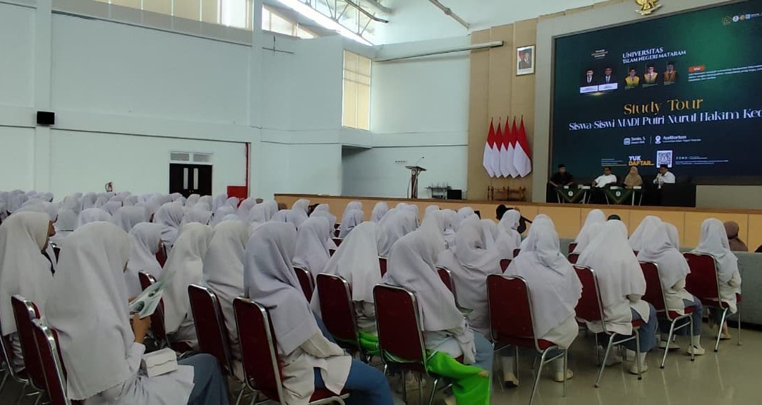 HARI PERTAMA PENDAFTARAN JALUR SPAN : RATUSAN SANTRI MA NURUL HAKIM KUNJUNGI KAMPUS UIN MATARAM