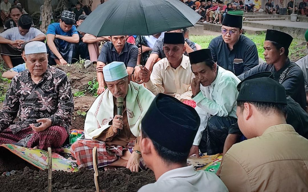 KELUARGA DUKA DRS. H. SUBUHI, M.PD. SAMPAIKAN TERIMA KASIH KEPADA SEKJEN KEMENAG RI DAN SELURUH KELUARGA BESAR UIN MATARAM
