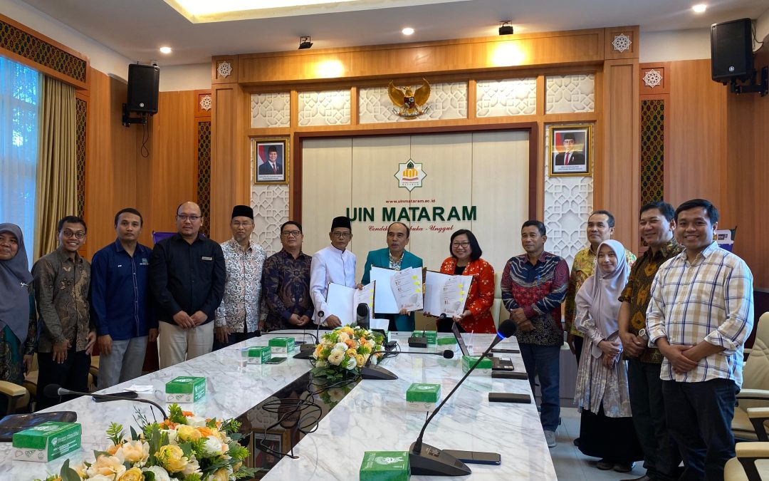LP2M UIN MATARAM INISIASI MOU STRATEGIS: KOLABORASI BERSAMA UIN MATARAM, WAHANA VISI INDONESIA DAN MUI NTB UNTUK PEMBERDAYAAN MASYARAKAT BERBASIS NILAI