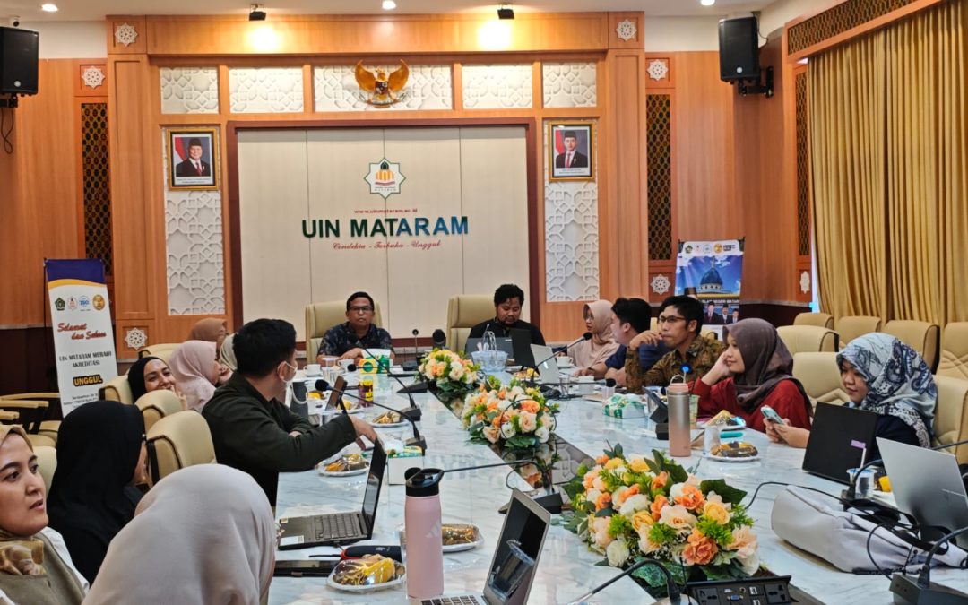 TIM PENDIRIAN FAKULTAS KEDOKTERAN DAN ILMU KESEHATAN UIN MATARAM TUNTASKAN BORANG IZIN OPERASIONAL