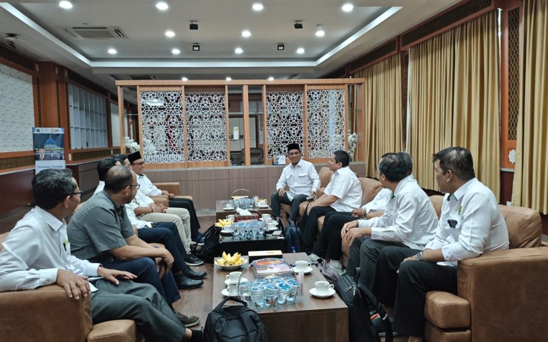 REKTOR UIN MATARAM TERIMA TIM IRJEN KEMENAG RI : PERKUAT PENDAMPINGAN PEMBUKAAN FAKULTAS KEDOKTERAN DAN ILMU KESEHATAN