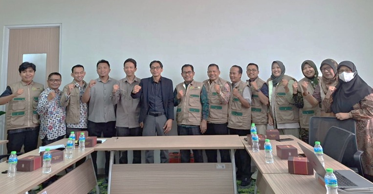 MENGUATKAN JEJARING RISET: TIM MORA THE AIR FUNDS UIN MATARAM GANDENG UIN SUNAN GUNUNG DJATI BANDUNG