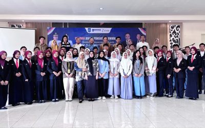 TIM BRANDING UNIVERSITY BERSINERGI DENGAN DIKPORA NTB : BERBAGI TIPS DAN KIAT SUKSES MASUK PTKIN KEPADA PENGURUS OSIS SMA/SMK